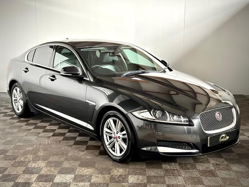 JAGUAR XF