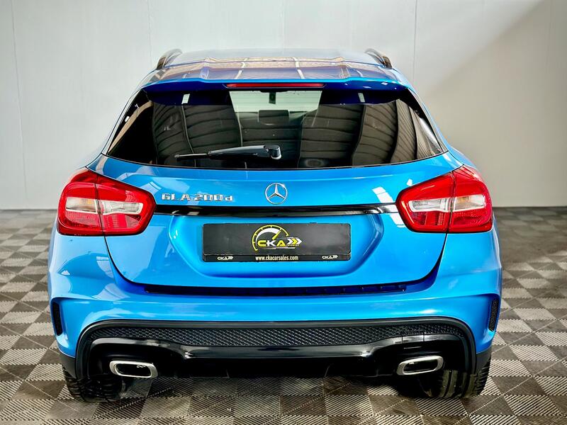 MERCEDES-BENZ GLA CLASS
