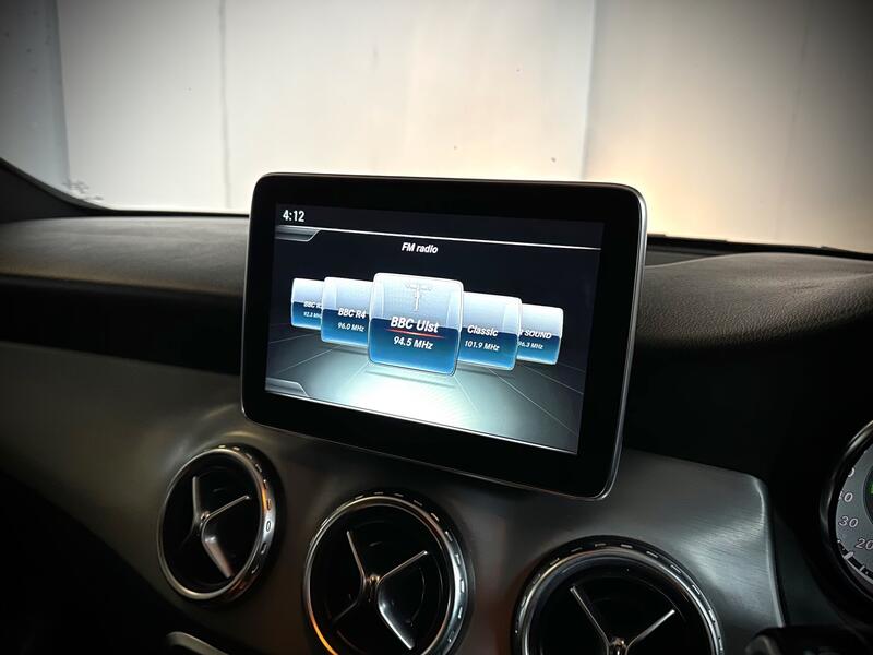 MERCEDES-BENZ GLA CLASS