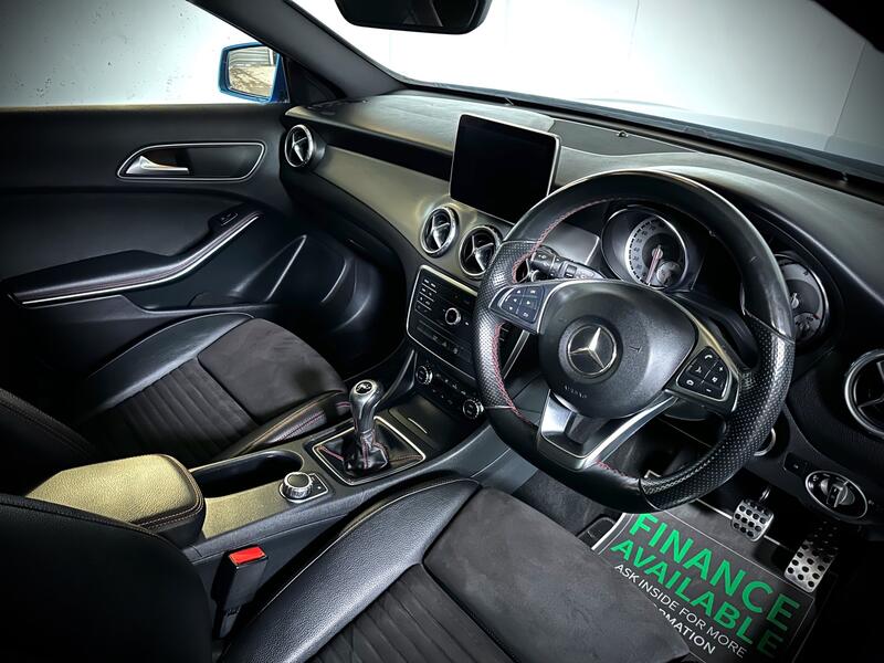 MERCEDES-BENZ GLA CLASS