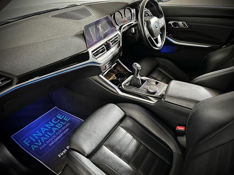 BMW 3 SERIES