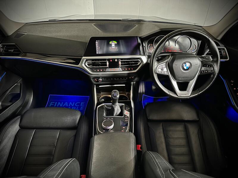 BMW 3 SERIES